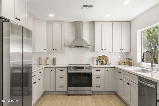 30258 N 40TH Place, Cave Creek, AZ 85331