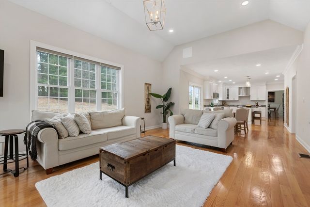 34 Beech St, Millis, MA 02054