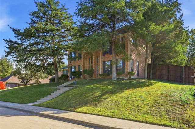 608 Ten Mile Drive, Desoto, TX 75115