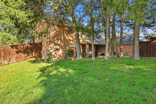 608 Ten Mile Drive, Desoto, TX 75115