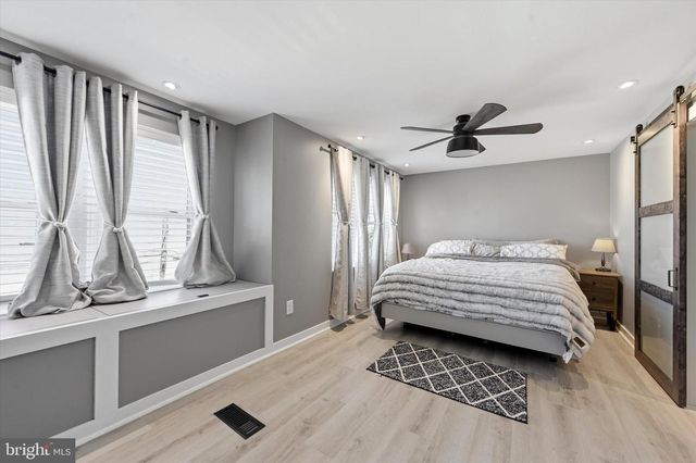 1416 SUMMIT, Marcus Hook, PA 19061