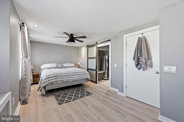 1416 SUMMIT, Marcus Hook, PA 19061