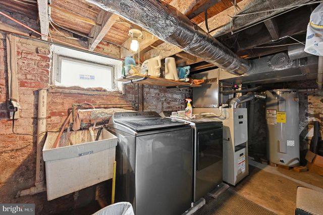 1416 SUMMIT, Marcus Hook, PA 19061