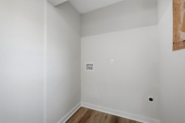703 E Sears Street, Denison, TX 75021