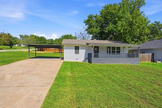 703 E Sears Street, Denison, TX 75021