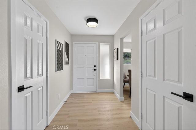 358 Sunrise Circle, Vista, CA 92084