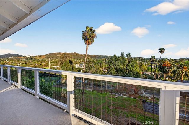 358 Sunrise Circle, Vista, CA 92084