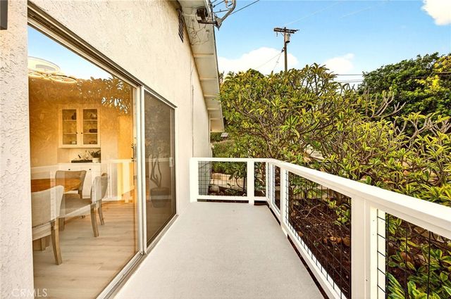 358 Sunrise Circle, Vista, CA 92084