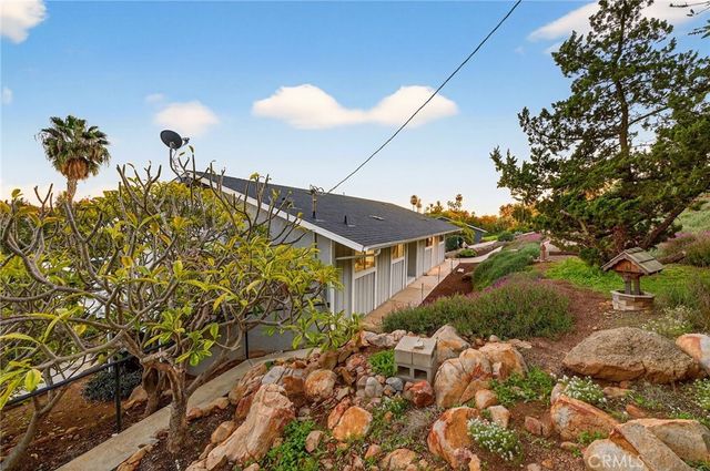 358 Sunrise Circle, Vista, CA 92084