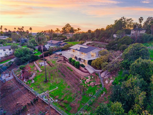 358 Sunrise Circle, Vista, CA 92084