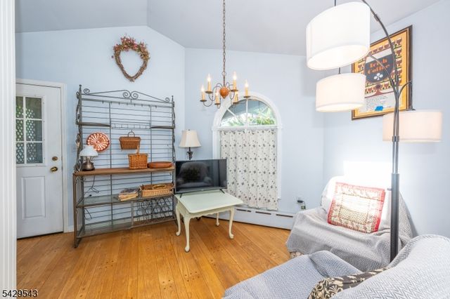 12 Elmwood Ter, West Caldwell Twp., NJ 07006