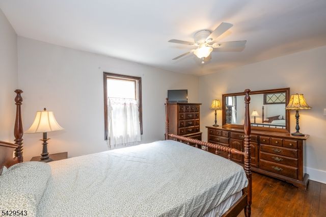 12 Elmwood Ter, West Caldwell Twp., NJ 07006