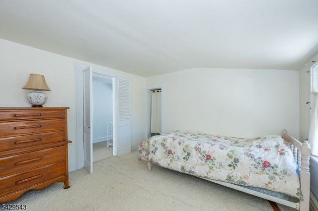 12 Elmwood Ter, West Caldwell Twp., NJ 07006