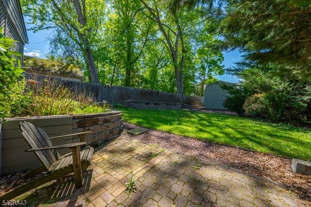 12 Elmwood Ter, West Caldwell Twp., NJ 07006