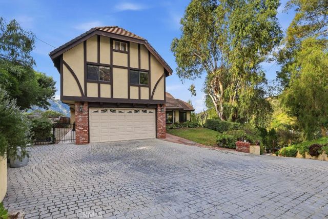 24300 Sylvan Glen, Calabasas, CA 91302