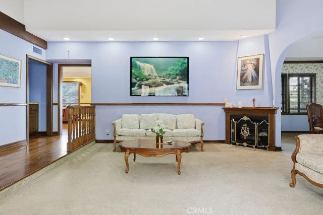 24300 Sylvan Glen, Calabasas, CA 91302