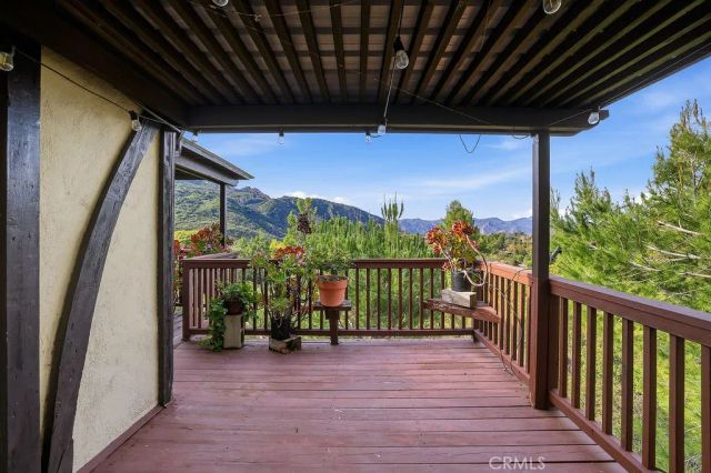 24300 Sylvan Glen, Calabasas, CA 91302