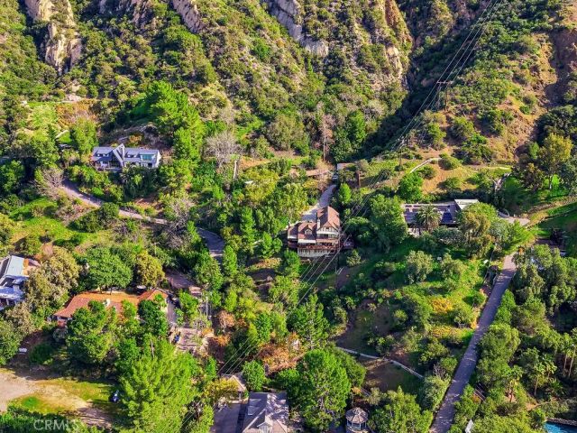 24300 Sylvan Glen, Calabasas, CA 91302