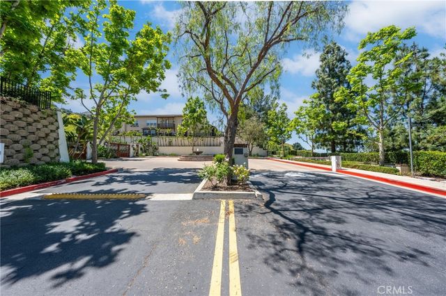 906 Terrace Ln W, Diamond Bar, CA 91765