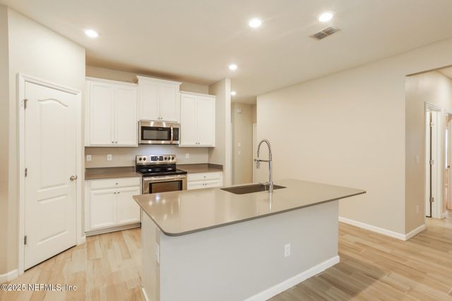 7091 BOWERS CREEK Drive, Jacksonville, FL 32222