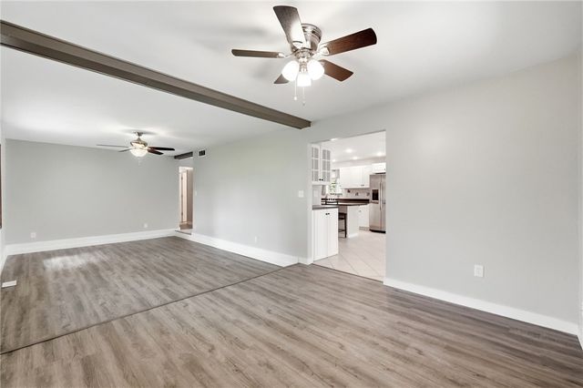 1115 Crestwood Hills Drive, Vandalia, OH 45377