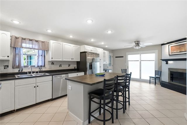 1115 Crestwood Hills Drive, Vandalia, OH 45377