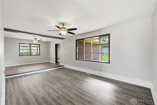 1115 Crestwood Hills Drive, Vandalia, OH 45377