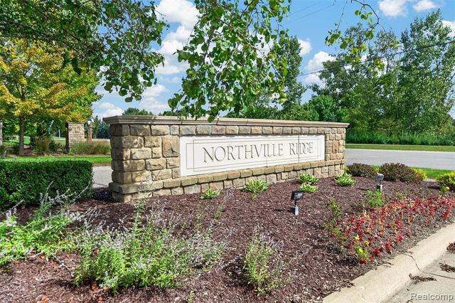 16885 Carriage Way 5, Northville, MI 48168