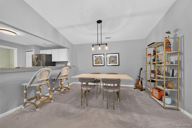 16885 Carriage Way 5, Northville, MI 48168