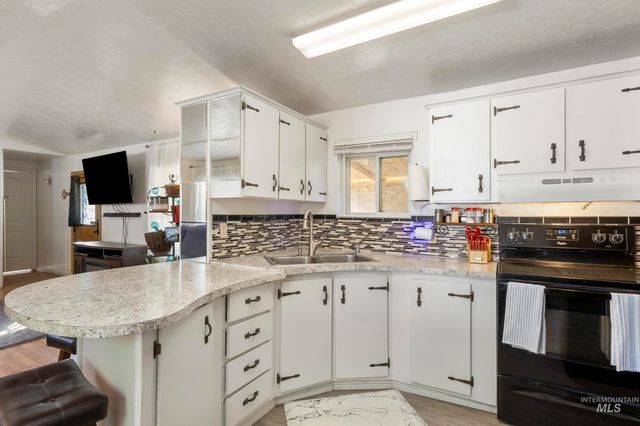 430 2nd St N, Nampa, ID 83687