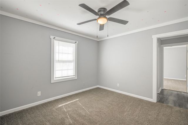 609 Hurst Street, Angleton, TX 77515