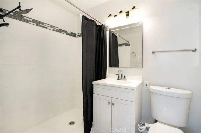 855 Victor Avenue 203, Inglewood, CA 90302