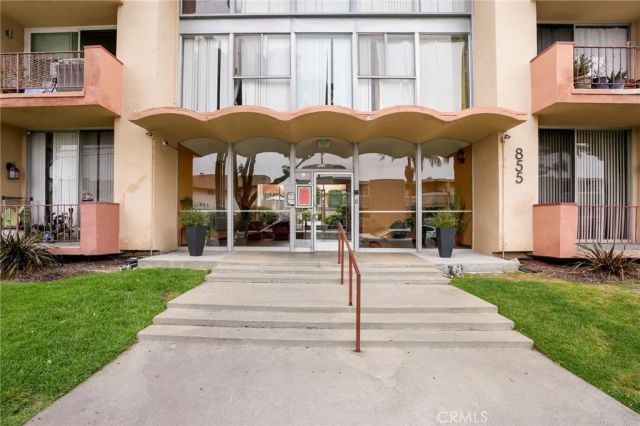 855 Victor Avenue 203, Inglewood, CA 90302
