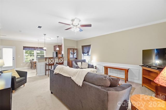 2516 Impatien Drive, Charlotte, NC 28215