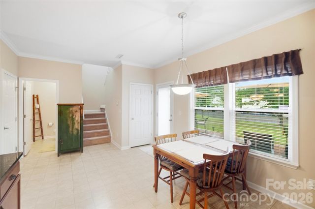 2516 Impatien Drive, Charlotte, NC 28215