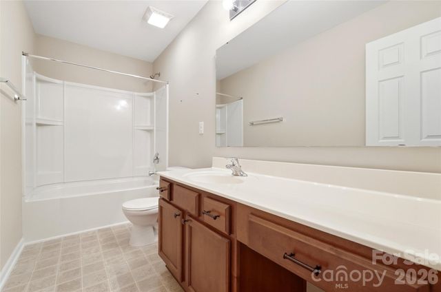 2516 Impatien Drive, Charlotte, NC 28215