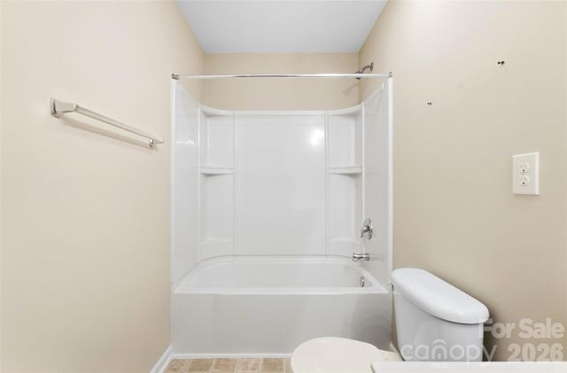 2516 Impatien Drive, Charlotte, NC 28215