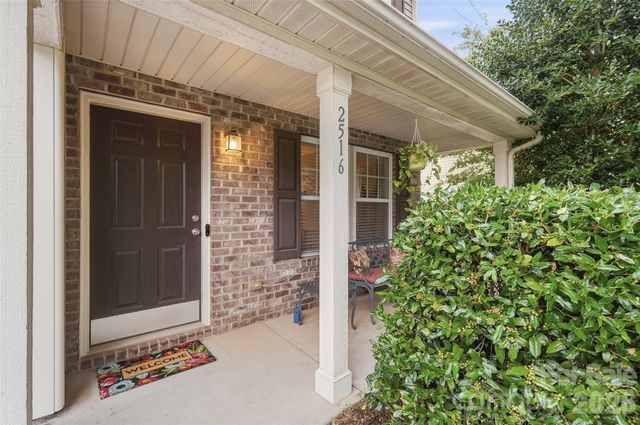 2516 Impatien Drive, Charlotte, NC 28215