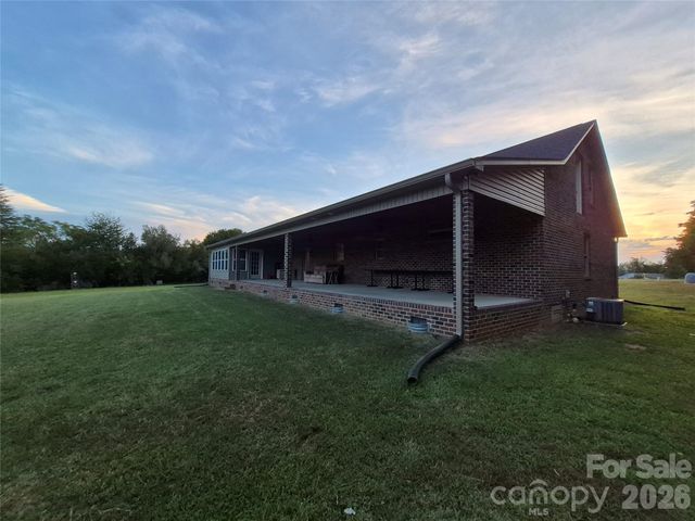 2306 Buffalo Shoals Road, Lincolnton, NC 28092