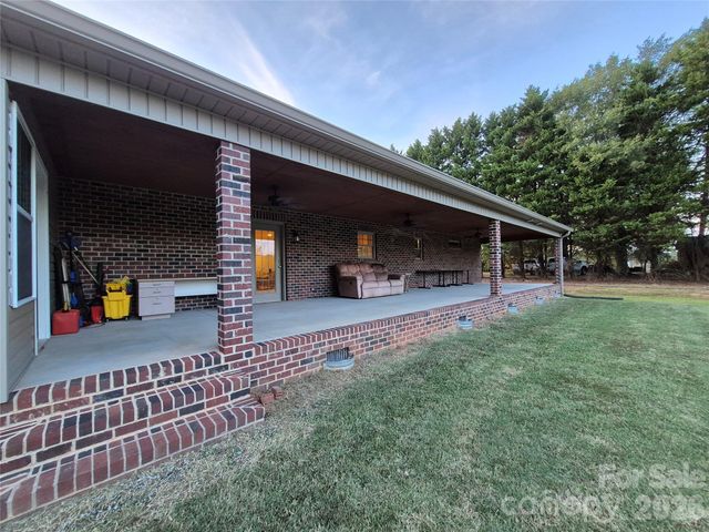 2306 Buffalo Shoals Road, Lincolnton, NC 28092