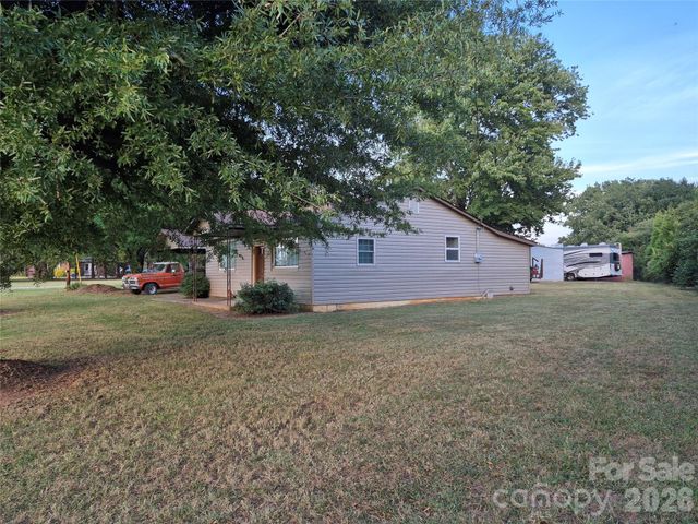 2306 Buffalo Shoals Road, Lincolnton, NC 28092