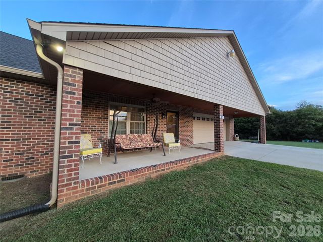 2306 Buffalo Shoals Road, Lincolnton, NC 28092