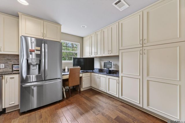 1778 Applewood Rd, Baton Rouge, LA 70808