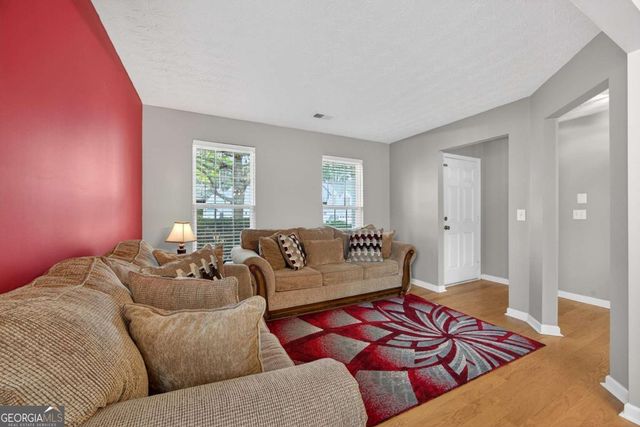 402 MOUNT LAUREL Drive, Dallas, GA 30132