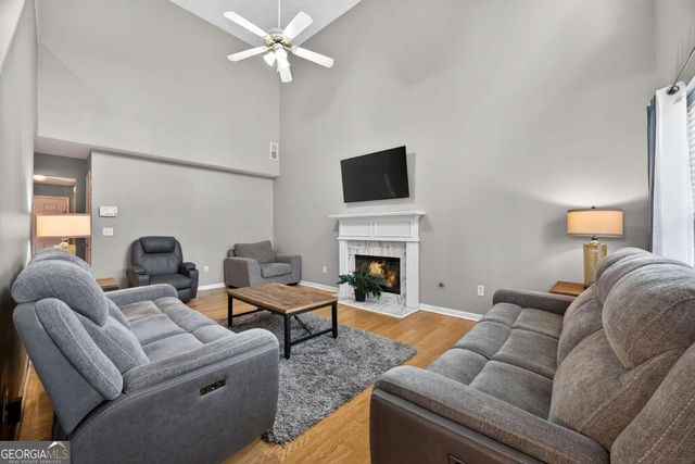 402 MOUNT LAUREL Drive, Dallas, GA 30132