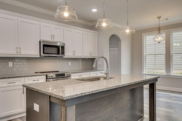 916 Walker Point Drive, Grovetown, GA 30813