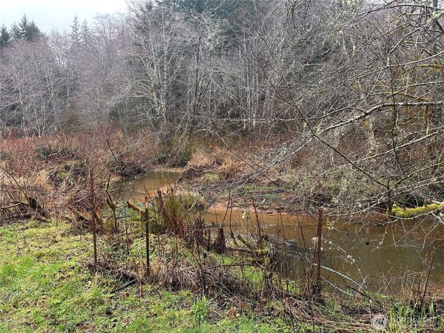 310 Butte Creek Road, Raymond, WA 98577