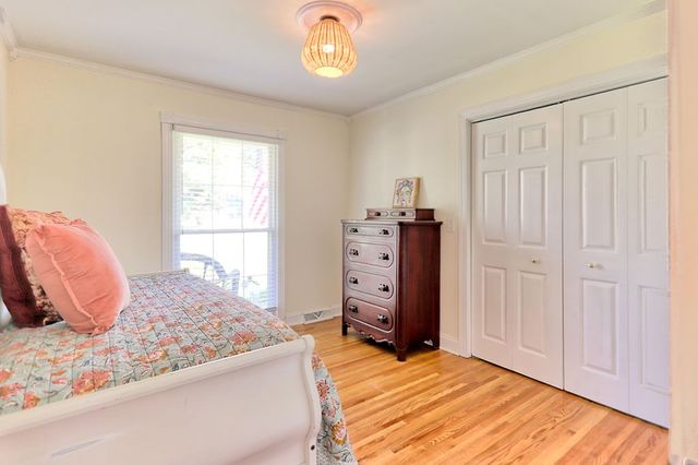 1008 Rolling Fields Cir, Columbia, TN 38401