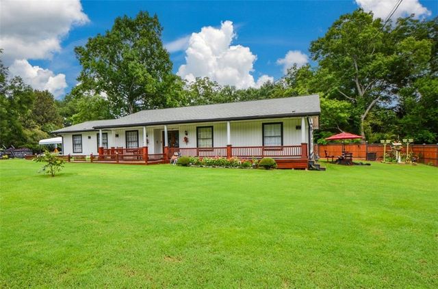 2896 Stanton Road SE, Conyers, GA 30094