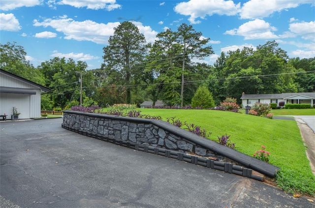 2896 Stanton Road SE, Conyers, GA 30094